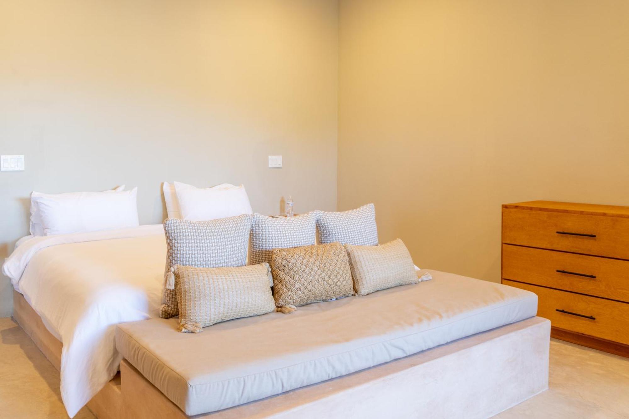 Cerritos Surf Town - Beach Front Property El Pescadero  외부 사진